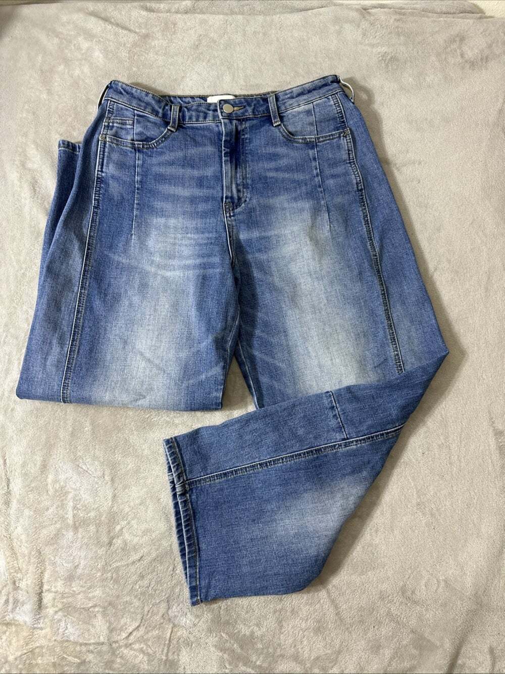 Miou Muse Women’s Barrel Leg Jeans Medium Wash High Rise Barrel Denim Size M